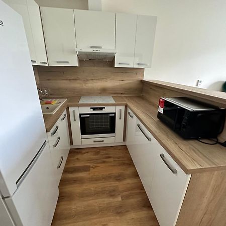 Entrez Radnica Apartman Kassa Kültér fotó