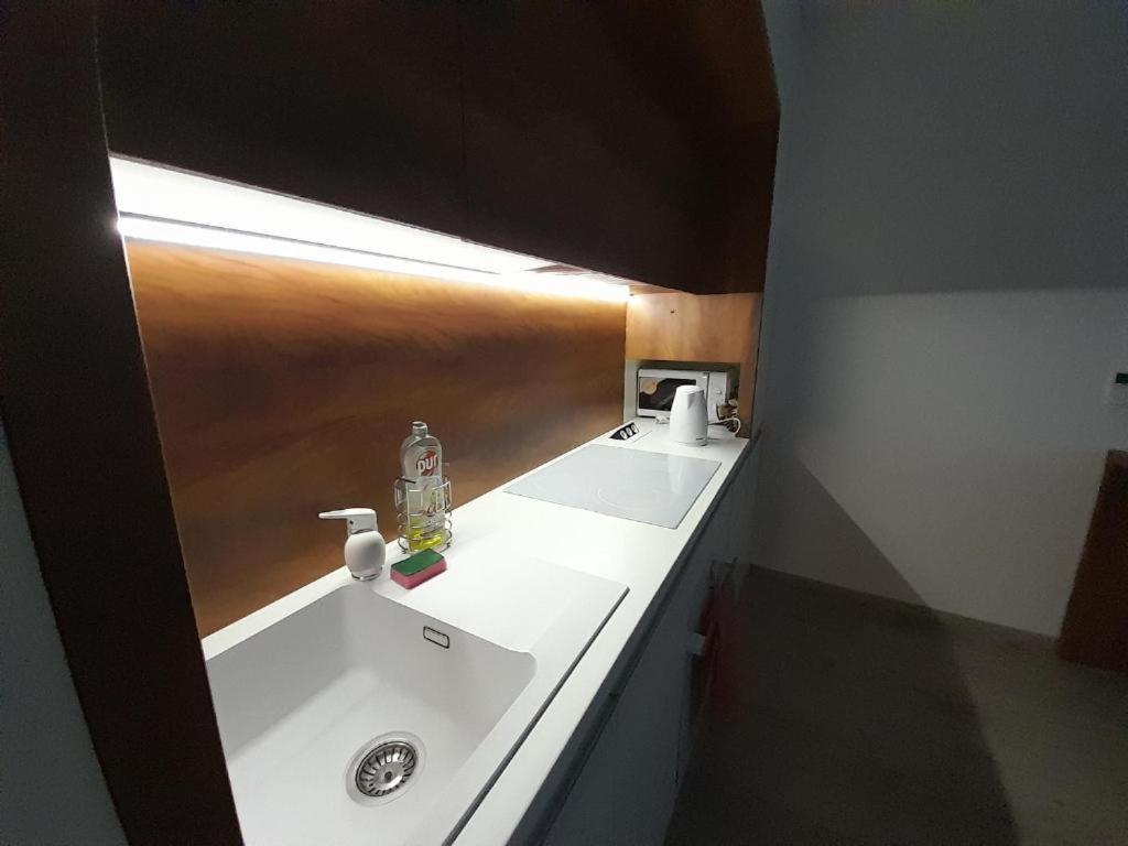 Entrez Radnica Apartman Kassa Kültér fotó