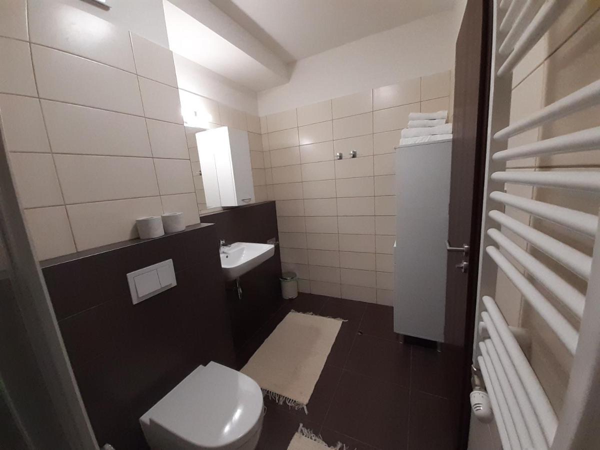 Entrez Radnica Apartman Kassa Kültér fotó