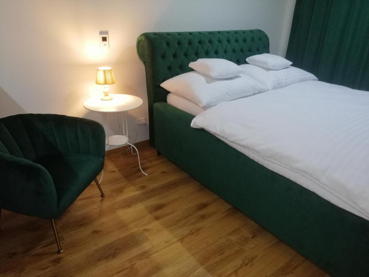 Entrez Radnica Apartman Kassa Kültér fotó